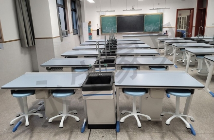 Primary and secondary school furniture